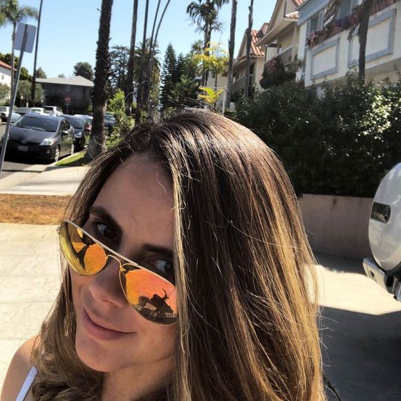 Meet your Posher, Monzerrat - Picture 1 of 1